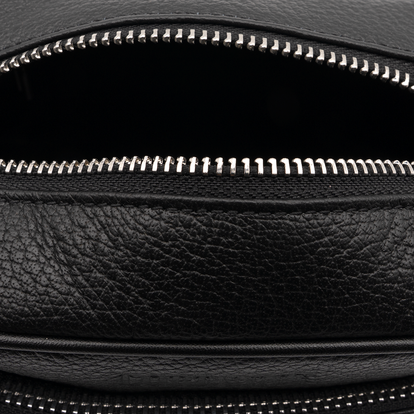 Hernan-1 - Black