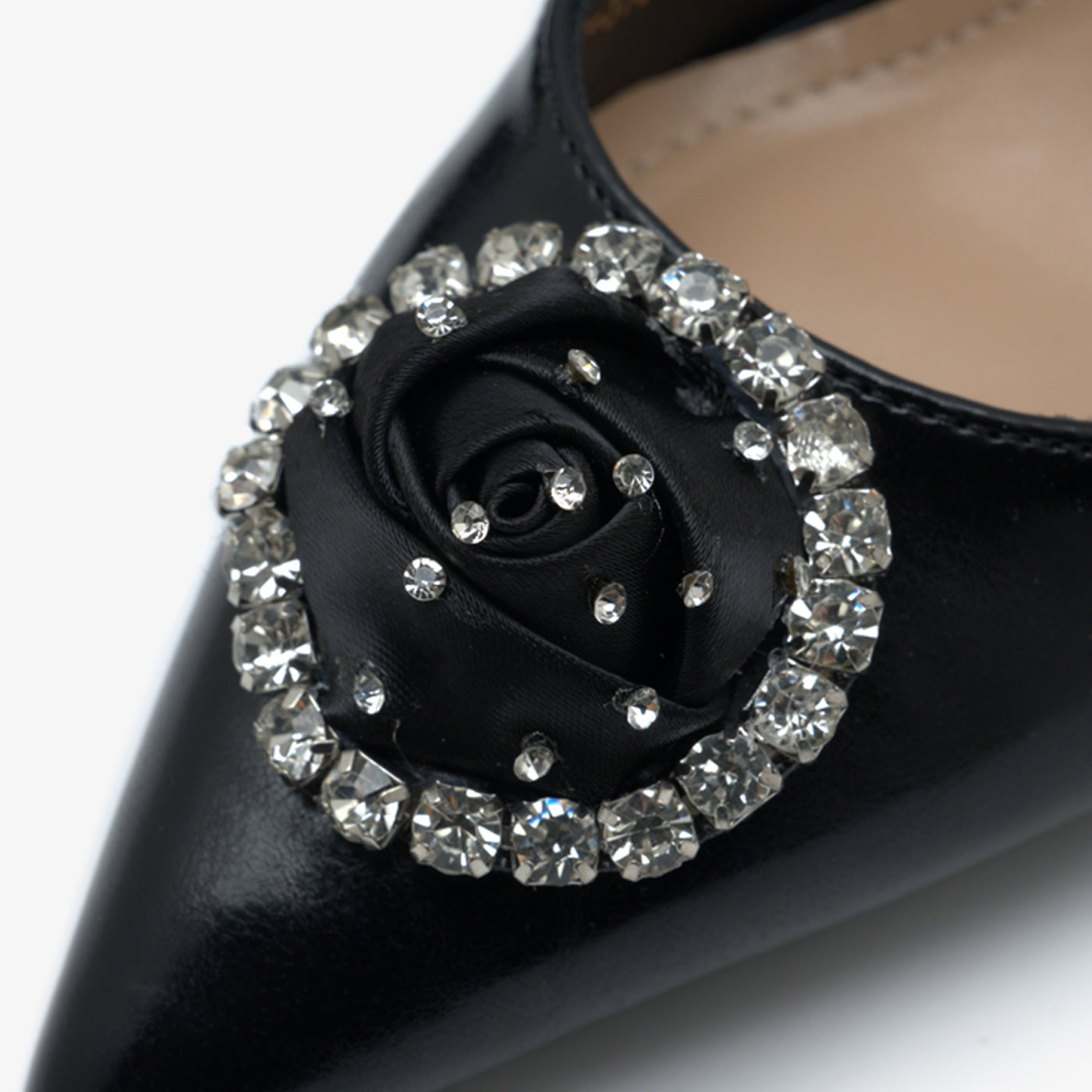 Emilia - Black